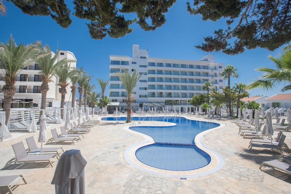 Bohemian Gardens Hotel Protaras Eksteriør bilde