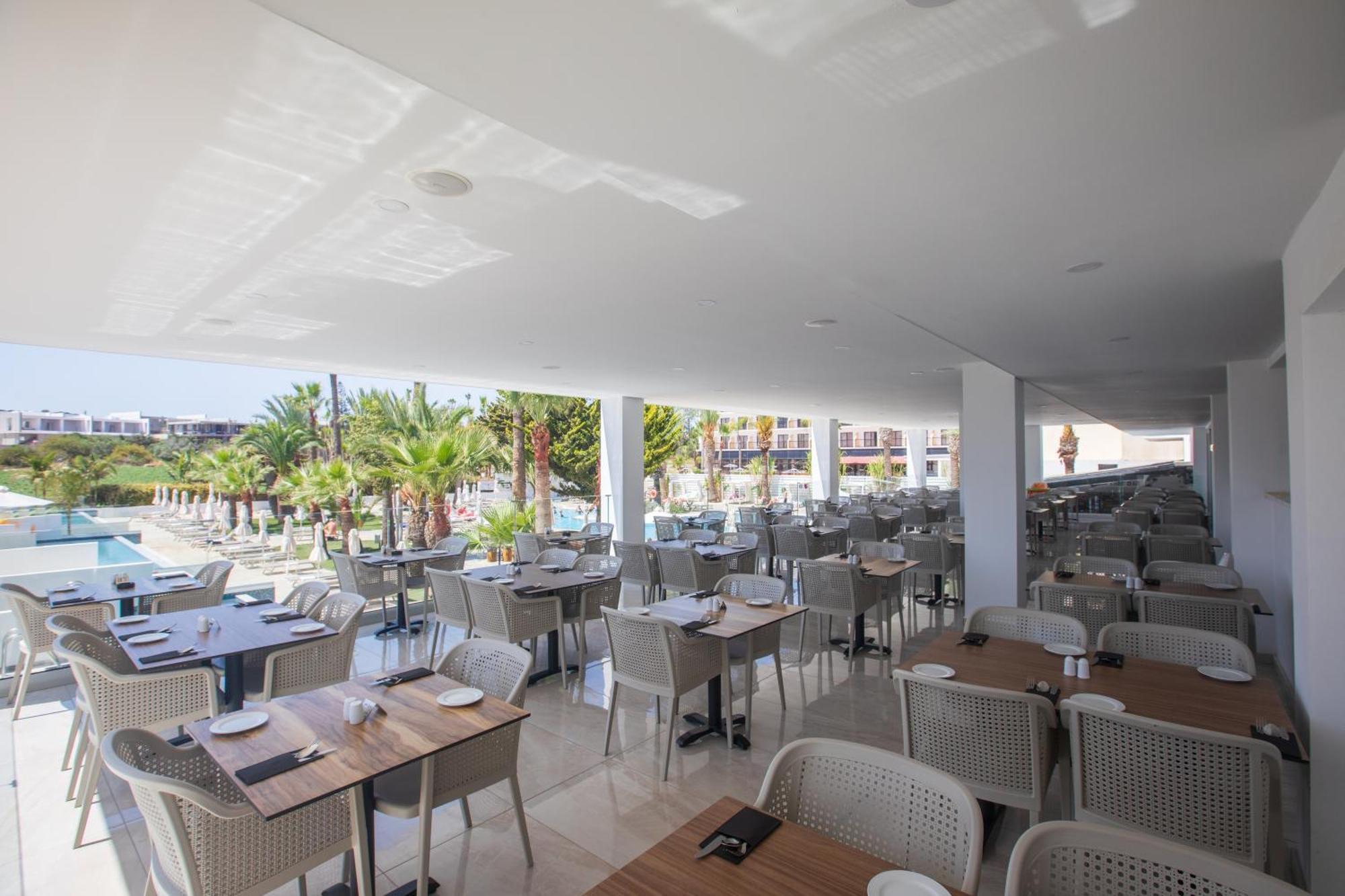 Bohemian Gardens Hotel Protaras Eksteriør bilde